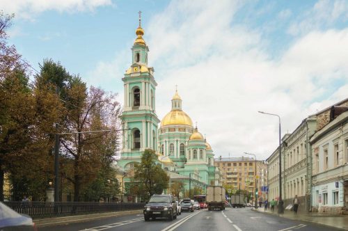 Архиепископ Одинцовский и Красногорский Фома совершил Литургию в Богоявленском кафедральном соборе