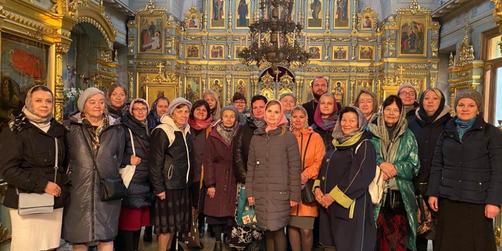 Прихожане храмов Западного викариатства совершили паломничество к «Православным святыням Москвы»