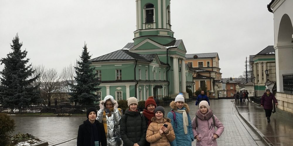 Старшая группа воскресной школы храма святителя  Димитрия Ростовского в Очаково посетила Оптину Пустынь