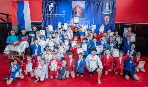 Детские спортивные состязания «Русские богатыри» прошли в Западном викариатстве