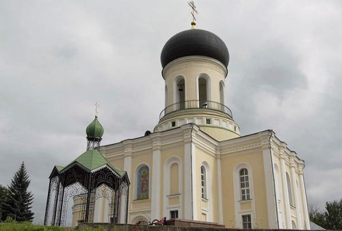 Епископ Одинцовский и Красногорский Фома совершил Литургию в Никольском соборе г. Наро-Фоминска