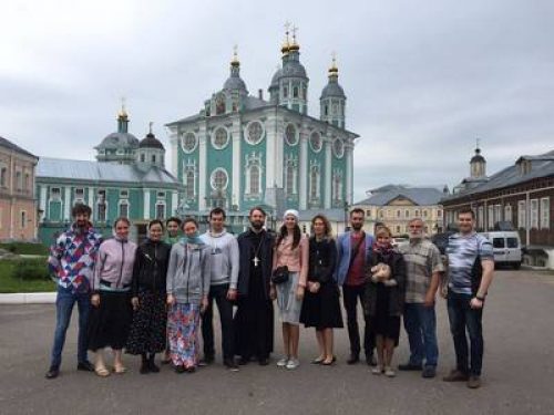 Молодежь храма Знамения в Кунцеве совершила паломническую поездку в Смоленск