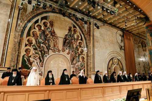 При участии Предстоятелей и гостей из Поместных Православных Церквей состоялось заключительное заседание Архиерейского Собора Русской Православной Церкви