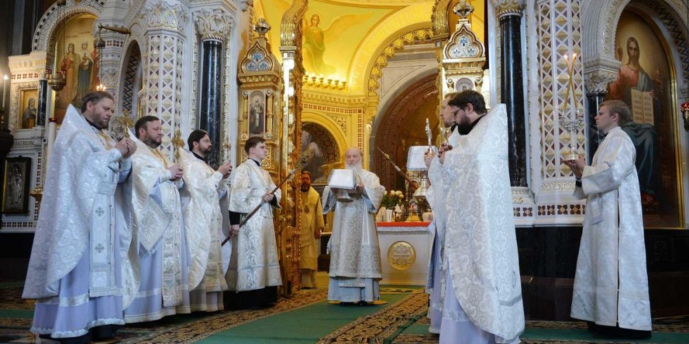 В праздник Вознесения Господня Предстоятель Русской Церкви совершил Литургию в Храме Христа Спасителя в Москве