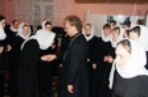 Епископ Бронницкий Игнатий посетил городское духовное училище на Украине