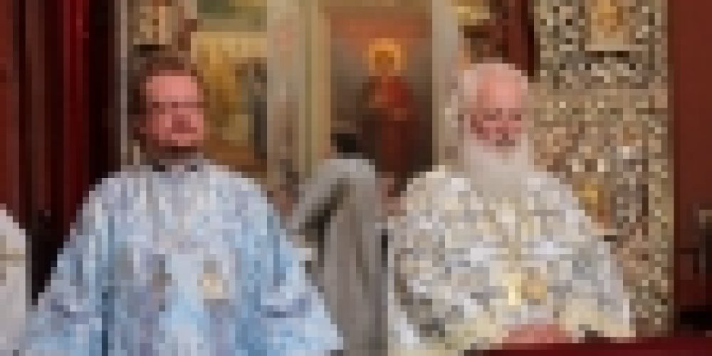 Епископ Выборгский и Приозерский Игнатий совершил Литургию в Иверском монастыре и встретился с молодежью
