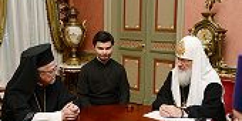 Предстоятель Русской Православной Церкви принял митрополита Мексиканского Антония
