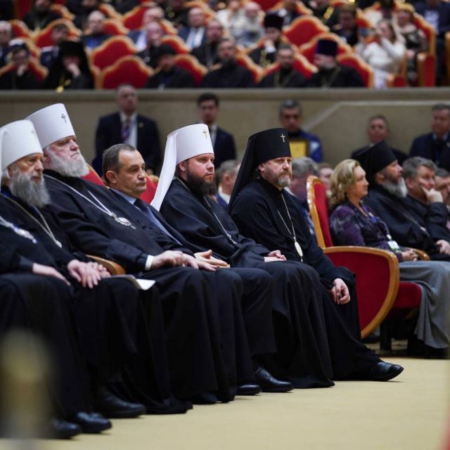 Внеочередной соборный съезд «Всемирный русский народный собор» состоялся в Москве. Владыка Фома принял участие в его работе