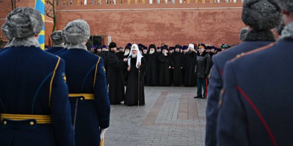 Епископ Фома принял участие в возложении венков у Могилы Неизвестного солдата в Александровском саду