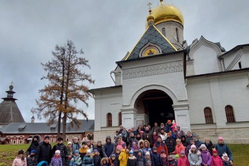 Учащиеся воскресной школы храма святителя Иова посетили Саввино-Сторожевский мужской монастырь
