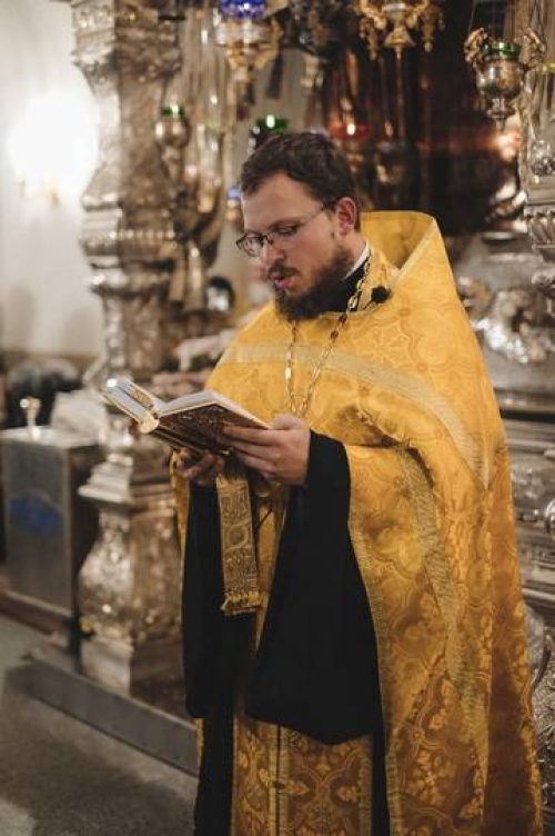Молебен в Покровском монастыре в день церковного Новолетия совершил заместитель председателя Синодального отдела по делам молодёжи