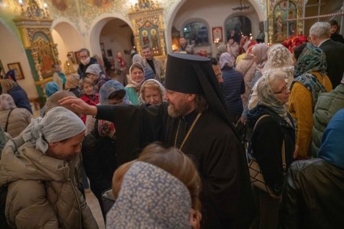Всенощное бдение в храме при МГИМО накануне престольного праздника совершил епископ Одинцовский и Красногорский Фома
