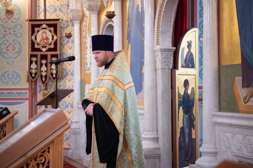 Престольный праздник встретили в храме преподобного Сергия Радонежского в Солнцево