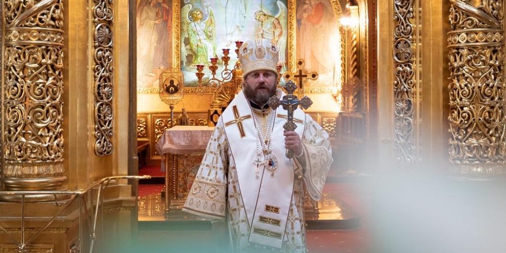 В Неделю 33-ю по Пятидесятнице епископ Павлово-Посадский Фома совершил Литургию в Богоявленском соборе