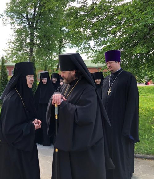 Епископ Одинцовский и Красногорский Фома посетил Спасо-Бородинский женский монастырь