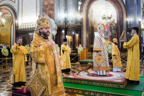 Патриарх Кирилл рукоположил в сан пресвитера диакона храма преподобного Андрея Рублева в Раменках