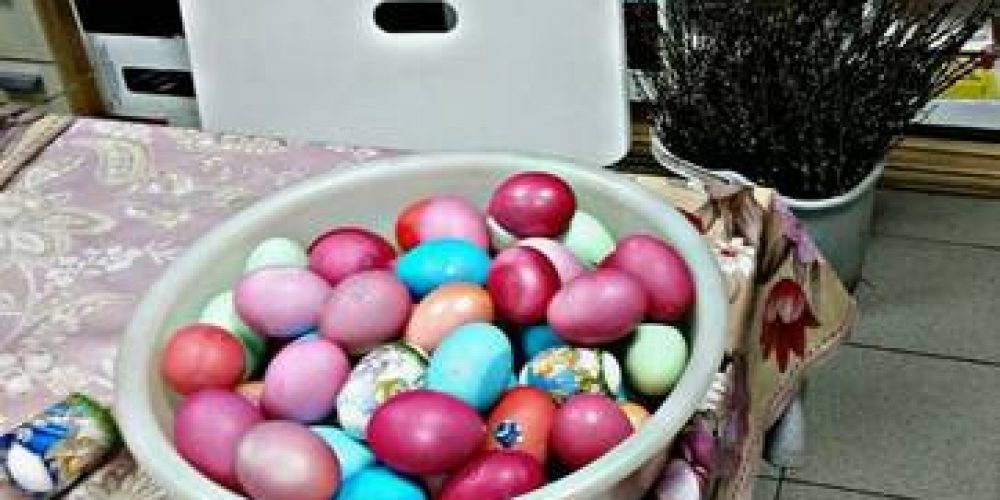 Мастер-класс по окраске яиц для акции «Ветеран Победы»