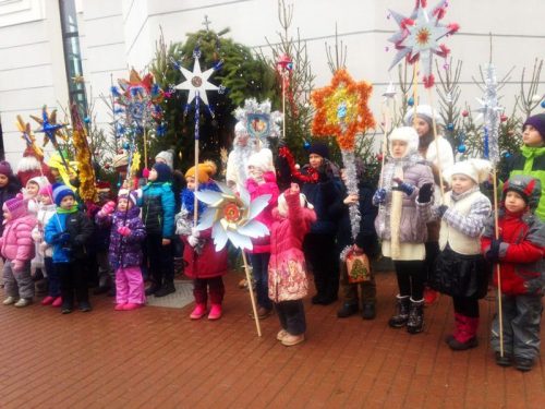 Детское шествие на праздник Рождества Христова в храме прав. Иоанна Русского