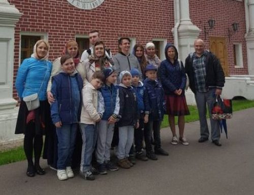 Воспитанники Воскресной школы храма Знамения посетили Новодевичий монастырь