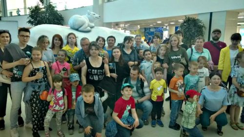 Дети воскресной школы «Одигитрия» увидели подводный мир «Москвариума» с его многочисленными обитателями