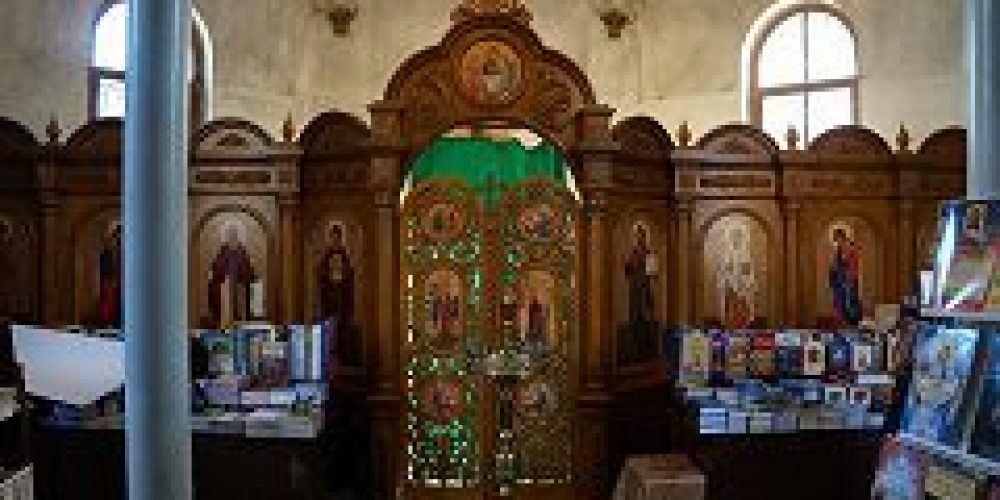 Строящемуся храму всех преподобных отцов Киево-Печерских в Старых Черемушках передан в дар иконостас