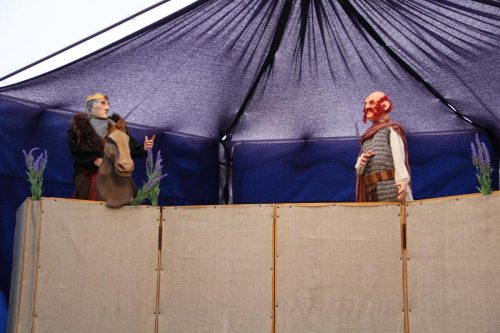 Кукольный спектакль театра «Самоделкин» показали в храме «Знамения» в Кунцеве