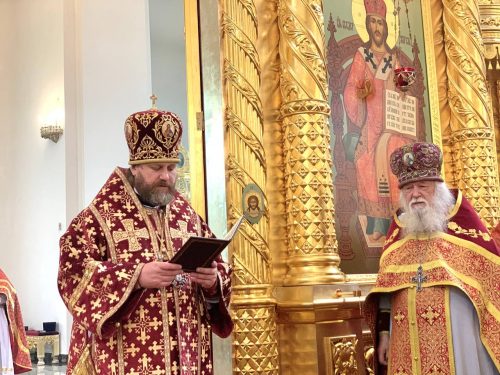 Епископ Фома совершил Литургию в Георгиевском кафедральном соборе г. Одинцово