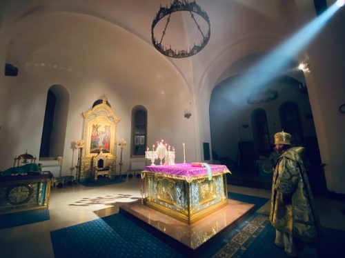 В Одинцово епископ Фома торжественно встретил ковчег с честными мощами прп. Сергия Радонежского