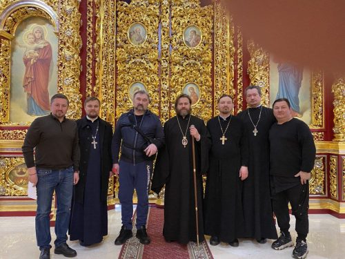 Епископ Одинцовский и Красногорский Фома посетил приход Александра Невского в посёлке Княжье озеро