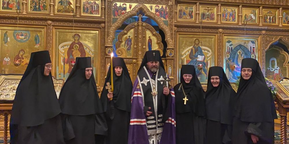Архиепископ Одинцовский и Красногорский Фома совершил иноческие и монашеский постриги в Успенском Колоцком женском монастыре