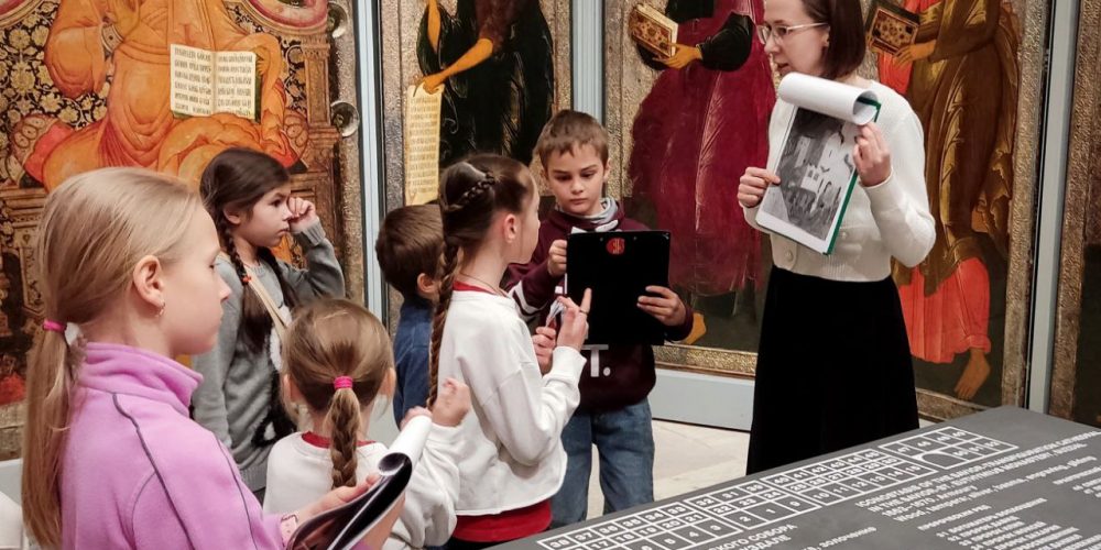 Воспитанники воскресной школы храма Рождества Пресвятой Богородицы посетили Музей древнерусского искусства