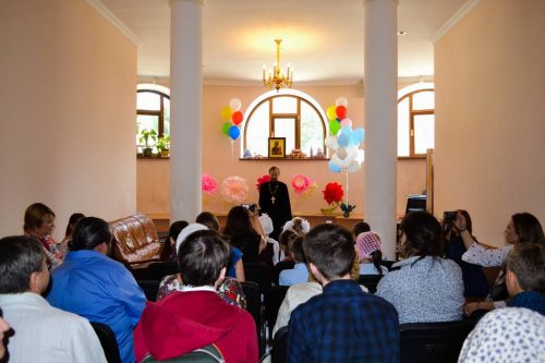 Возобновились занятия в воскресной школе для взрослых храма преподобного Сергия Радонежского в Солнцево